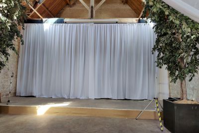 Stage curtain