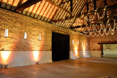 Monks Barn Hurley Uplighting